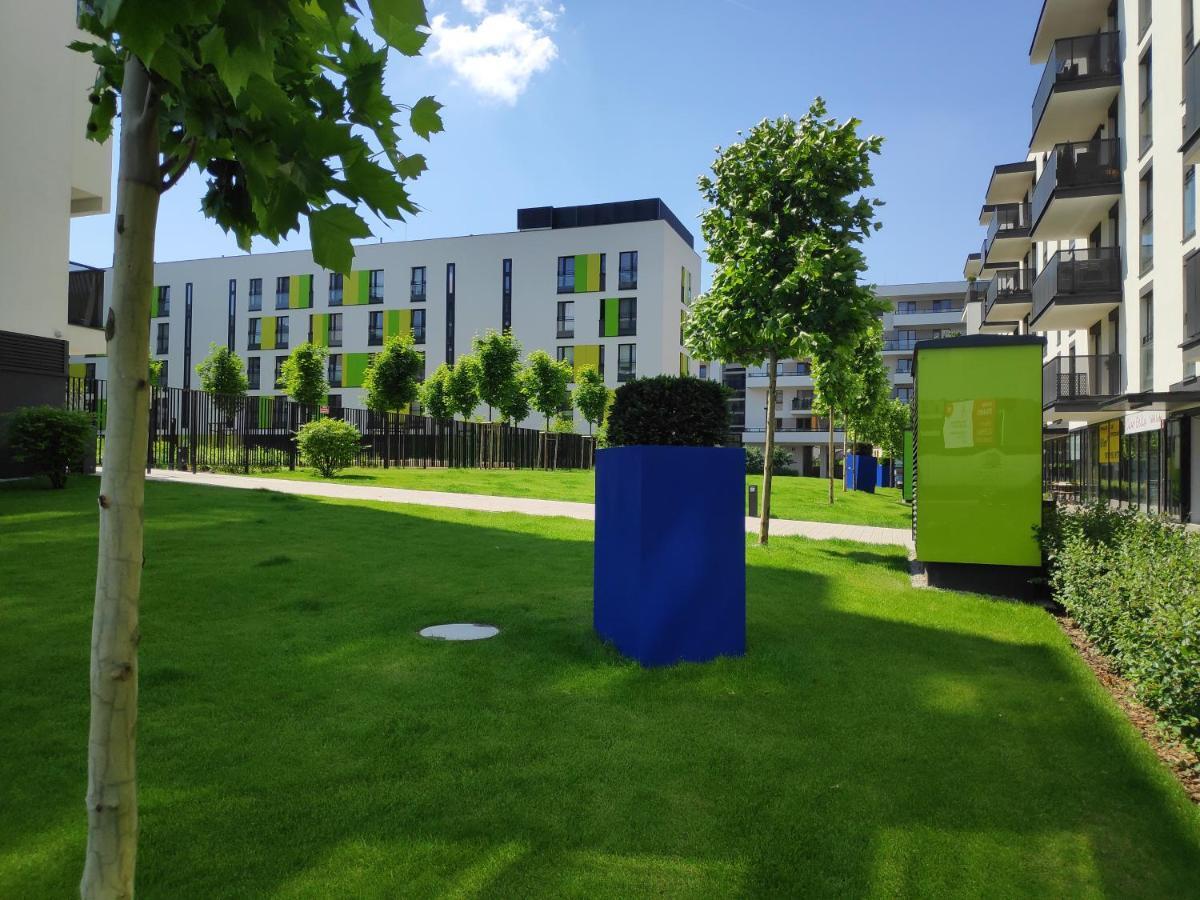 First -- Green Zoliborz Apartment 1 Варшава Екстериор снимка